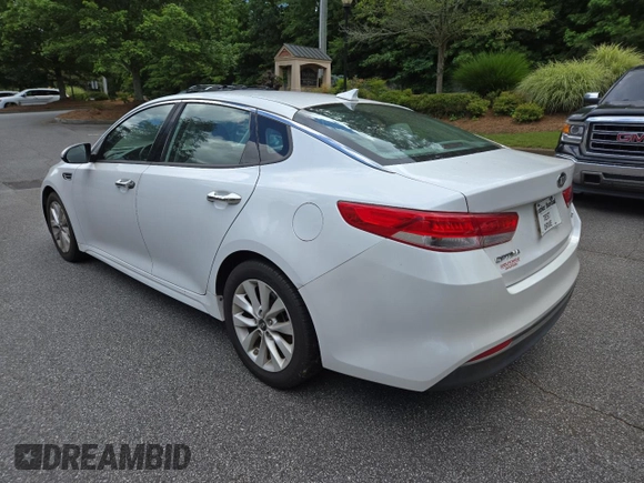 2016 Kia Optima EX with VIN 5XXGU4L33GG080449, listed as a Copart auction lot 61627205 with 154,294 mi miles and Clean title. Bid and sale history available at DreamBid. Image 3.