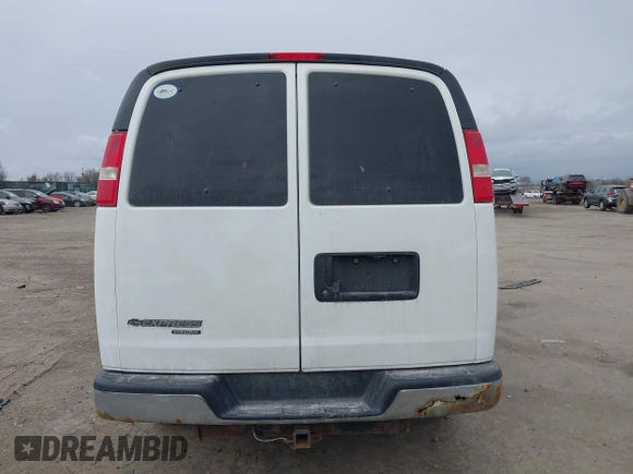 2016 Chevrolet Express Passenger LT with VIN 1GAZGPFG2G1202352, listed as a IAAI auction lot 41699012 with Not provided miles and . Bid and sale history available at DreamBid. Image 15.