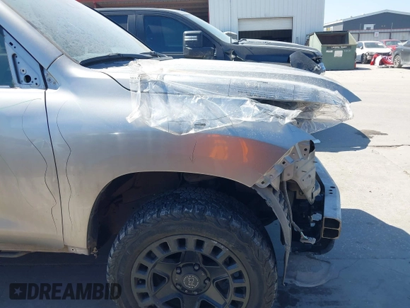 2016 Lexus LX 570 with VIN JTJHY7AX5G4219178, listed as a IAAI auction lot 41780927 with 147,642 mi miles and . Bid and sale history available at DreamBid. Image 19.