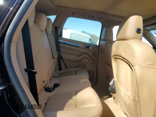 2014 Porsche Cayenne z VIN WP1AA2A22ELA96960, wystawiony jako Copart lot #48517675 z przebiegiem Nie podano mil oraz Szkody całkowita. Historia ofert i sprzedaży dostępna na DreamBid. Obrazek 11.