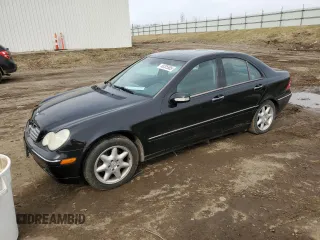 2004 Mercedes-Benz C 240 z VIN WDBRF81J54F458372, wystawiony jako Copart lot #49205505 z przebiegiem 200 240 mil mil oraz Nie do naprawy • Non repairable. Historia ofert i sprzedaży dostępna na DreamBid. Obrazek 1.