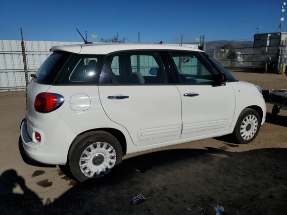 2015 FIAT 500L Pop with VIN ZFBCFAAH1FZ030573, listed as a Copart auction lot 88730755 with 112,589 mi miles and Clean Title. Bid and sale history available at carsss.com. Image 3.
