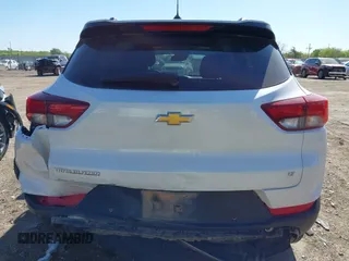 2021 Chevrolet TrailBlazer LT with VIN KL79MPSL1MB165042, listed as a IAAI auction lot 42014075 with 97,899 mi miles and . Bid and sale history available at DreamBid. Image 16.