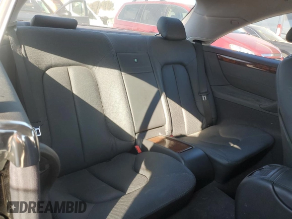 2002 Mercedes-Benz CL 500/600 z VIN WDBPJ75JX2A030740, wystawiony jako Copart lot #42142025 z przebiegiem 82 576 mil mil oraz Szkoda całkowita • Salvage title. Historia ofert i sprzedaży dostępna na DreamBid. Obrazek 10.