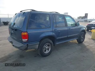 1998 Ford Explorer XL с VIN 1FMZU32E8WZC23442, выставлен на аукционе IAAI как лот 41472672 с пробегом 199 536 миль миль и . История ставок и продаж доступна на DreamBid. Изображение 4.
