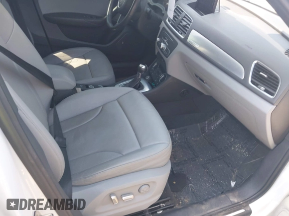 2018 Audi Q3 Premium with VIN WA1ECCFS3JR016577, listed as a IAAI auction lot 42177891 with 91,876 mi miles and . Bid and sale history available at DreamBid. Image 5.