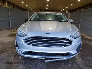 2019 Ford Fusion SE with VIN 3FA6P0LU7KR226789, listed as a Copart auction lot 48867755 with 200,260 mi miles and Clean Title. Bid and sale history available at DreamBid. Image 5.