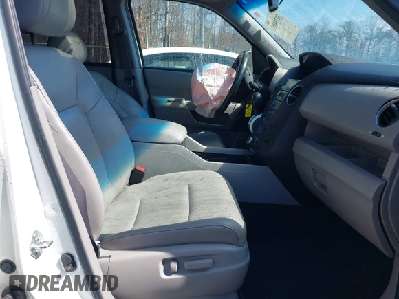 2011 Honda Pilot Touring with VIN 5FNYF4H96BB014095, listed as a IAAI auction lot 41794052 with 202,440 mi miles and . Bid and sale history available at DreamBid. Image 5.