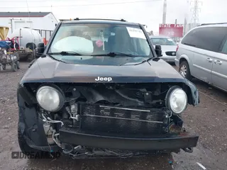 2007 Jeep Patriot Sport with VIN 1J8FF28W67D302353, listed as a IAAI auction lot 41191742 with 181,708 mi miles and . Bid and sale history available at DreamBid. Image 13.