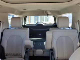 2024 Ford Expedition Limited с VIN 1FMJU2A80REA13934, выставлен на аукционе Copart как лот 60162825 с пробегом 42 720 миль миль и Чистый • Clean title. История ставок и продаж доступна на DreamBid. Изображение 10.