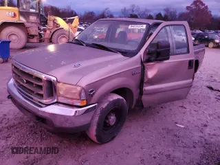 2002 Ford Super Duty F-250 XL with VIN 1FTNF20S82EA46487, listed as a Copart auction lot 84033334 with 216,992 mi miles and Clean Title. Bid and sale history available at carsss.com. Image 1.