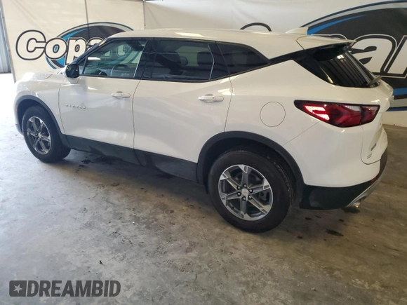 2021 Chevrolet Blazer LT z VIN 3GNKBCR42MS578228, wystawiony jako Copart lot #61179855 z przebiegiem 41 021 mil mil oraz Czysty tytuł • Clean title. Historia ofert i sprzedaży dostępna na DreamBid. Obrazek 2.