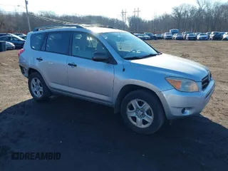 2007 Toyota RAV4 with VIN JTMBD35V175109115, listed as a IAAI auction lot 41685611 with 159,399 mi miles. Bid and sale history available at carsss.com. Image 1.