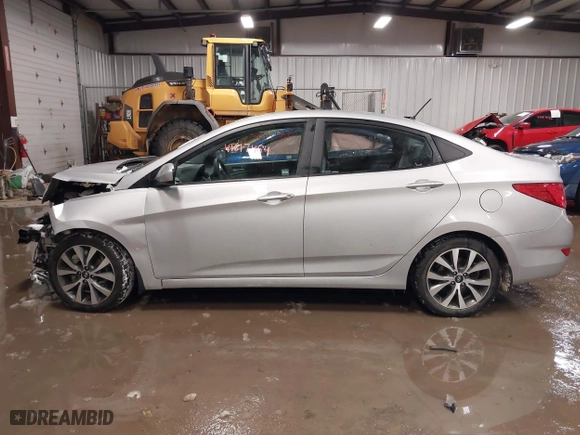 2017 Hyundai Accent SE with VIN KMHCT4AE7HU347198, listed as a IAAI auction lot 41617464 with 61,403 mi miles. Bid and sale history available at carsss.com. Image 14.