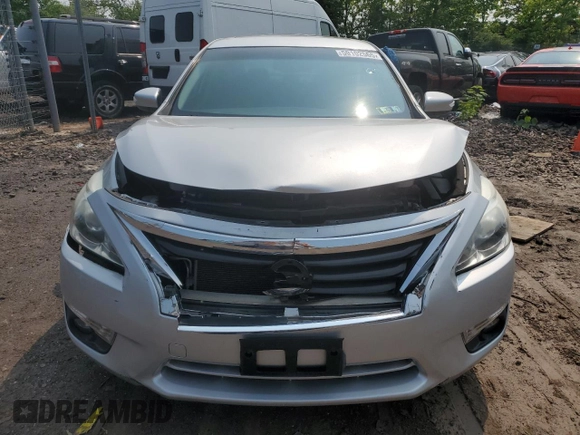 2015 Nissan Altima SV z VIN 1N4AL3AP7FC594057, wystawiony jako Copart lot #59102565 z przebiegiem 60 744 mil mil oraz Szkoda całkowita • Salvage title. Historia ofert i sprzedaży dostępna na DreamBid. Obrazek 5.