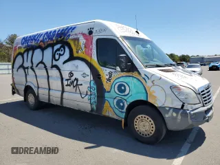 2010 Freightliner Sprinter с VIN WDYPE8CC3A5454157, выставлен на аукционе Copart как лот 56998035 с пробегом 209 713 миль миль и Чистый • Clean title. История ставок и продаж доступна на DreamBid. Изображение 4.
