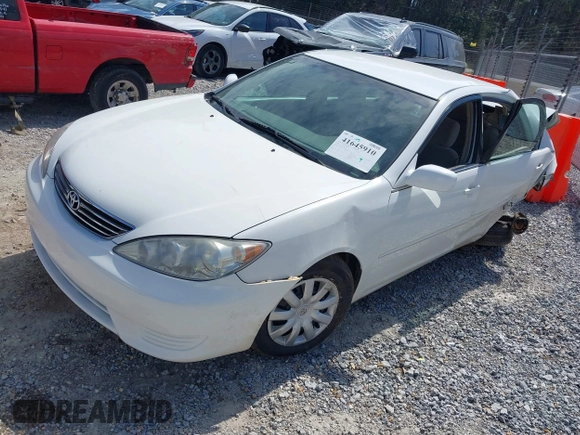 2006 Toyota Camry STD z VIN 4T1BE32K36U707438, wystawiony jako IAAI lot #41645910 z przebiegiem 117 652 mil mil oraz . Historia ofert i sprzedaży dostępna na DreamBid. Obrazek 2.
