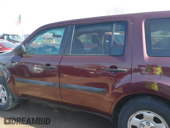2014 Honda Pilot LX with VIN 5FNYF4H29EB031593, listed as a IAAI auction lot 41769098 with 153,401 mi miles and . Bid and sale history available at carsss.com. Image 15.