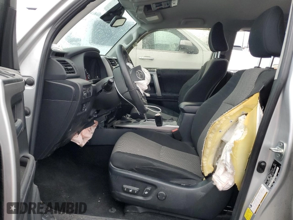 2023 Toyota 4Runner SR5 with VIN JTEMU5JR9P6174216, listed as a Copart auction lot 48993335 with 9,211 mi miles and Salvage title. Bid and sale history available at DreamBid. Image 7.