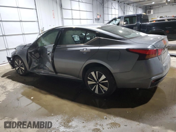 2022 Nissan Altima SV z VIN 1N4BL4DW7NN357875, wystawiony jako Copart lot #88362165 z przebiegiem Nie podano mil oraz Szkoda całkowita • Salvage title. Historia ofert i sprzedaży dostępna na DreamBid. Obrazek 2.
