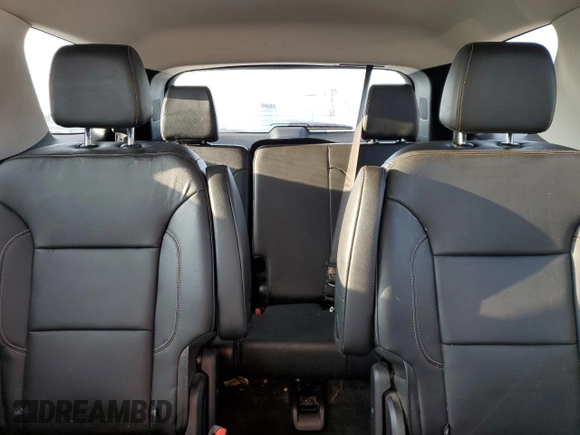 2019 Chevrolet Traverse LT Leather with VIN 1GNERHKW2KJ156430, listed as a Copart auction lot 68569304 with 100,011 mi miles and Non Repairable. Bid and sale history available at carsss.com. Image 10.