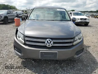 2012 Volkswagen Tiguan SE z VIN WVGAV7AX5CW004889, wystawiony jako Copart lot #57346115 z przebiegiem 100 503 mil mil oraz Szkoda całkowita • Salvage title. Historia ofert i sprzedaży dostępna na DreamBid. Obrazek 5.