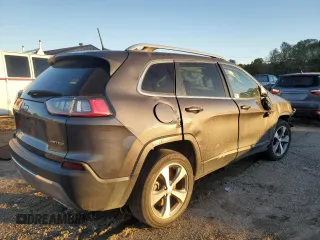 2021 Jeep Cherokee Limited with VIN 1C4PJLDX1MD179720, listed as a Copart auction lot 83869104 with 108,362 mi miles and Salvage title. Bid and sale history available at DreamBid. Image 3.