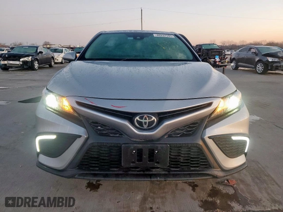 2024 Toyota Camry SE with VIN 4T1G11AK4RU893633, listed as a Copart auction lot 48222595 with 8,132 mi miles and Salvage Title. Bid and sale history available at carsss.com. Image 5.