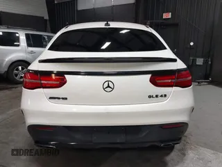 2017 Mercedes-Benz GLE 43 AMG z VIN 4JGED6EB3HA057334, wystawiony jako IAAI lot #42368824 z przebiegiem 81 749 mil mil oraz . Historia ofert i sprzedaży dostępna na DreamBid. Obrazek 17.