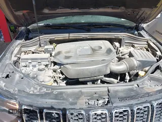 2017 Jeep Grand Cherokee Limited with VIN 1C4RJEBGXHC846920, listed as a IAAI auction lot 41718763 with 131,757 mi miles. Bid and sale history available at carsss.com. Image 9.
