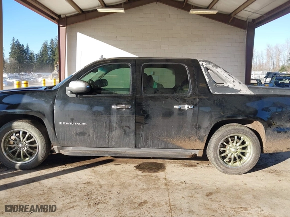 2007 Chevrolet Avalanche LT w/3LT with VIN 3GNEC12J07G194339, listed as a IAAI auction lot 41557110 with 1 mi miles. Bid and sale history available at carsss.com. Image 14.