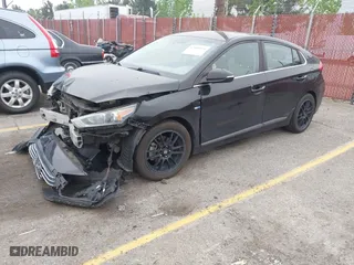 2018 Hyundai Ioniq Hybrid SEL with VIN KMHC75LC2JU062582, listed as a IAAI auction lot 42008554 with 72,446 mi miles. Bid and sale history available at carsss.com. Image 23.