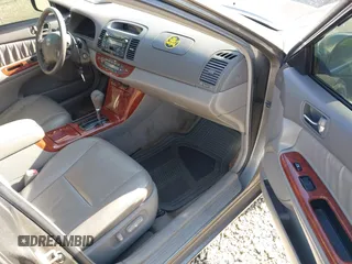 2005 Toyota Camry LE with VIN 4T1BF32K55U614352, listed as a IAAI auction lot 41937831 with 217,425 mi miles and . Bid and sale history available at DreamBid. Image 5.
