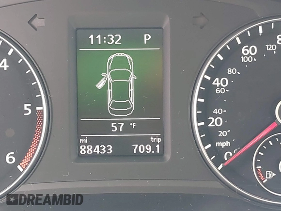 2014 Volkswagen Passat SE z VIN 1VWBN7A3XEC022098, wystawiony jako IAAI lot #42130334 z przebiegiem 88 433 mil mil oraz . Historia ofert i sprzedaży dostępna na DreamBid. Obrazek 15.