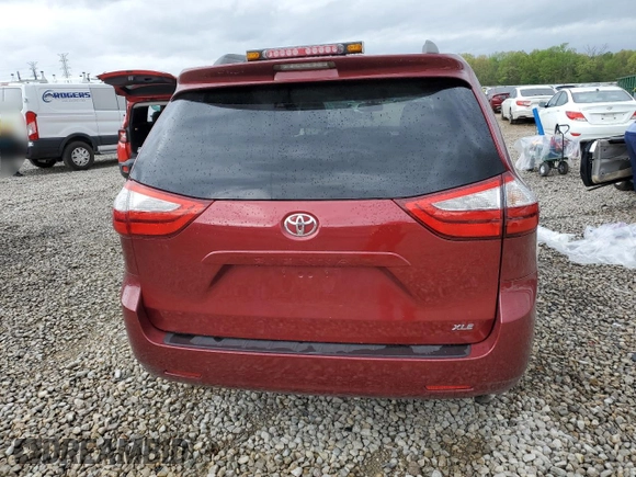 2015 Toyota Sienna XLE с VIN 5TDYK3DC2FS565567, выставлен на аукционе Copart как лот 51822235 с пробегом Не указан миль и Списание • Salvage title. История ставок и продаж доступна на DreamBid. Изображение 6.