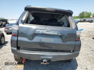 2017 Toyota 4Runner SR5 with VIN JTEZU5JR0H5155342, listed as a Copart auction lot 52781005 with Not provided miles and Salvage title. Bid and sale history available at DreamBid. Image 6.