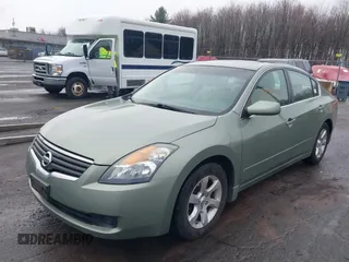 2008 Nissan Altima 2.5 SL with VIN 1N4AL21E68N489641, listed as a IAAI auction lot 41995516 with 164,600 mi miles. Bid and sale history available at carsss.com. Image 17.