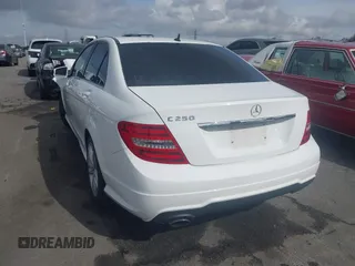 2014 Mercedes-Benz C-Class C 250 Sport with VIN WDDGF4HB4EA954395, listed as a IAAI auction lot 41929039 with 1 mi miles. Bid and sale history available at carsss.com. Image 3.