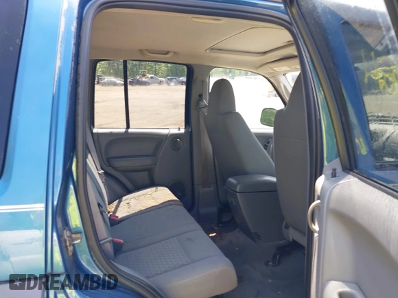 2006 Jeep Liberty Sport z VIN 1J4GL48K36W119096, wystawiony jako IAAI lot #42166779 z przebiegiem 185 355 mil mil oraz . Historia ofert i sprzedaży dostępna na DreamBid. Obrazek 8.