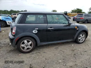 2012 MINI Hardtop with VIN WMWSU3C54CT367604, listed as a Copart auction lot 64897735 with Not provided miles and Clean title. Bid and sale history available at DreamBid. Image 3.