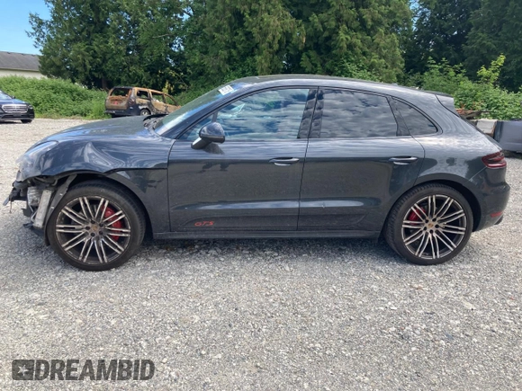 2017 Porsche Macan GTS с VIN WP1AG2A58HLB54809, выставлен на аукционе Copart как лот 56526715 с пробегом 90 362 миль миль и Списание • Salvage title. История ставок и продаж доступна на DreamBid. Изображение 13.