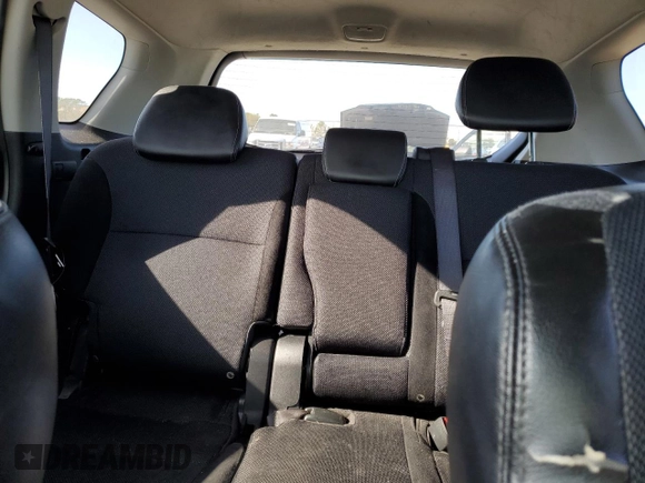 2008 Mitsubishi Outlander SE z VIN JA4LS31W78Z011008, wystawiony jako Copart lot #83665144 z przebiegiem 144 831 mil mil oraz Nie do naprawy • Non repairable. Historia ofert i sprzedaży dostępna na DreamBid. Obrazek 10.