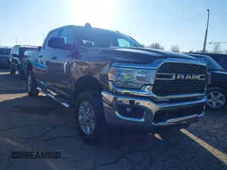 2022 Ram 2500 Big Horn with VIN 3C6UR5DL7NG117836, listed as a IAAI auction lot 41750810 with 41,893 mi miles. Bid and sale history available at carsss.com. Image 1.