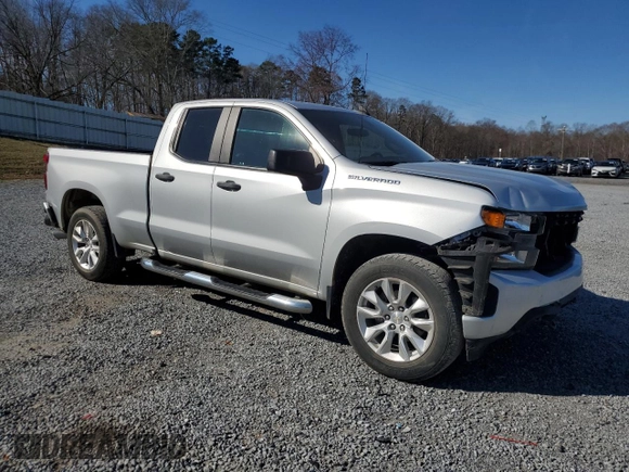 2020 Chevrolet Silverado 1500 Custom with VIN 1GCRWBEH5LZ339160, listed as a Copart auction lot 43847385 with 35,456 mi miles and Salvage Title. Bid and sale history available at carsss.com. Image 4.