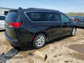 2020 Chrysler Voyager LXi z VIN 2C4RC1DG9LR172484, wystawiony jako Copart lot #54144455 z przebiegiem 143 864 mil mil oraz Szkoda całkowita • Salvage title. Historia ofert i sprzedaży dostępna na DreamBid. Obrazek 15.