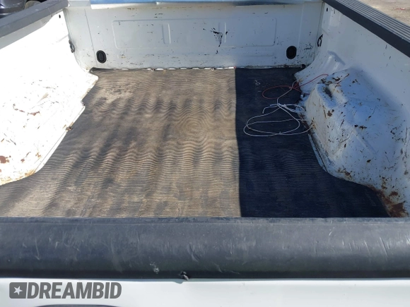 2004 Ford F-250 XL with VIN 1FTNX21L14EB12448, listed as a IAAI auction lot 42280654 with 231,008 mi miles and . Bid and sale history available at DreamBid. Image 13.