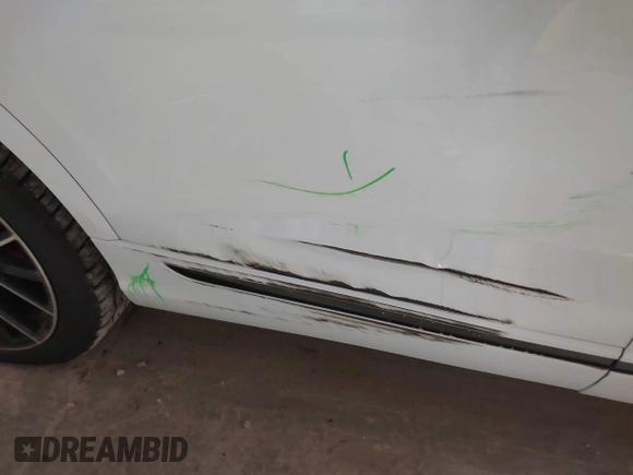2021 Audi Q8 Premium Plus z VIN WA1EVAF11MD013975, wystawiony jako IAAI lot #41380207 z przebiegiem 77 979 mil mil oraz . Historia ofert i sprzedaży dostępna na DreamBid. Obrazek 18.
