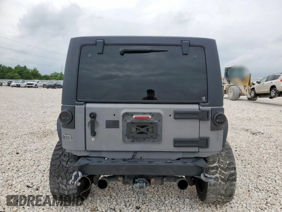 2007 Jeep Wrangler Unlimited X with VIN 1J4GA39147L171796, listed as a Copart auction lot 59180745 with Not provided miles and Non repairable. Bid and sale history available at DreamBid. Image 6.