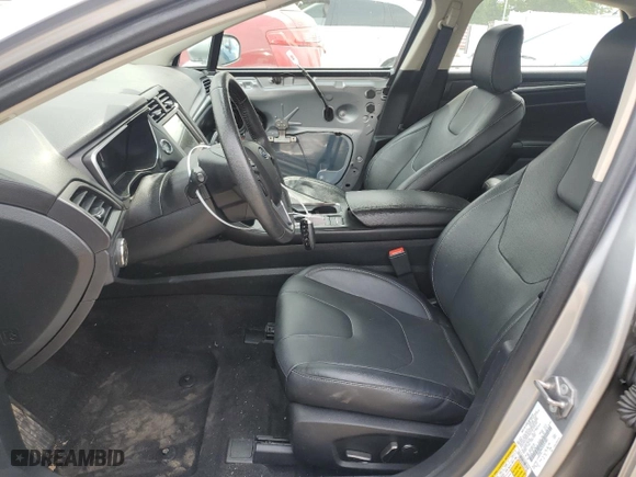 2020 Ford Fusion Plug-In Hybrid Titanium with VIN 3FA6P0SU2LR251084, listed as a Copart auction lot 56655254 with 24,806 mi miles and Salvage Title. Bid and sale history available at carsss.com. Image 7.