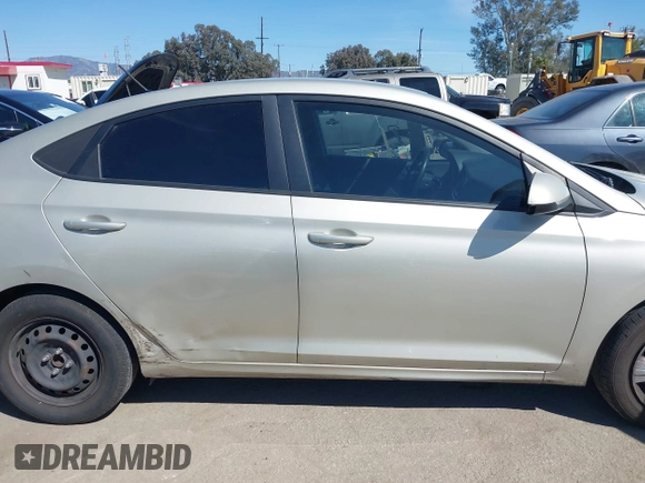 2019 Hyundai Accent SE with VIN 3KPC24A37KE087123, listed as a IAAI auction lot 41837687 with 99,443 mi miles. Bid and sale history available at carsss.com. Image 13.